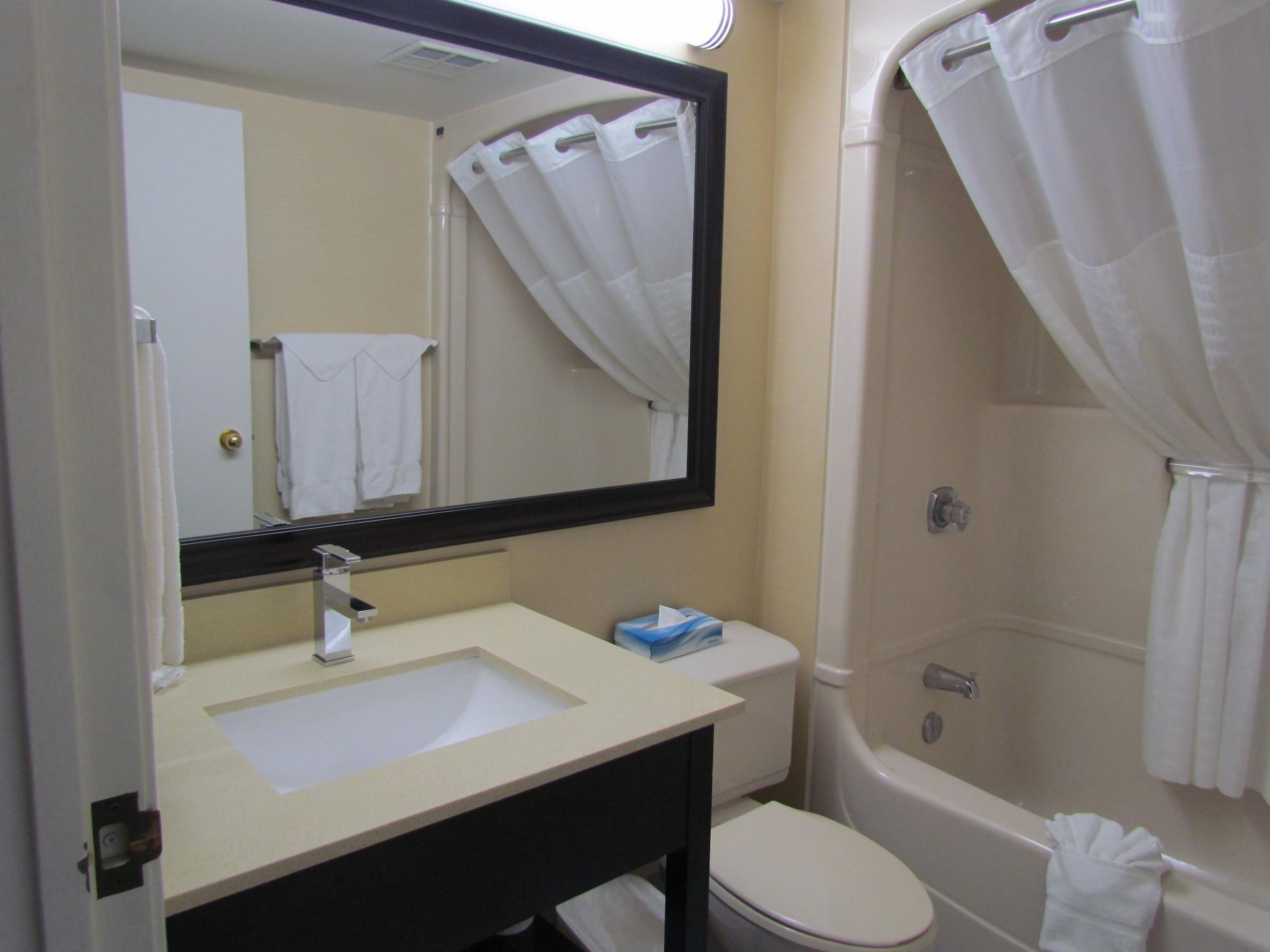 Comfort Inn Trois-Rivieres Bagian luar foto