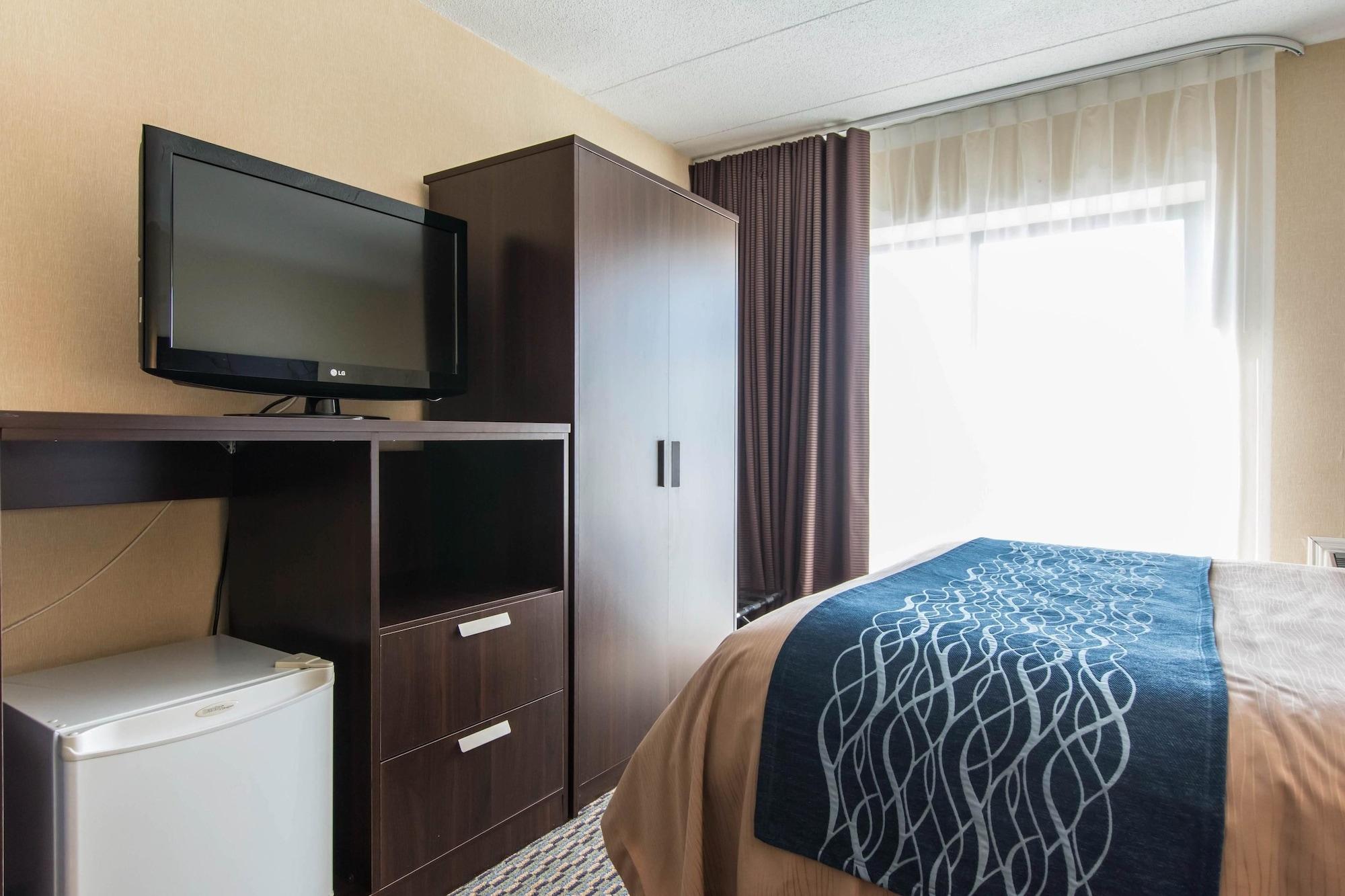 Comfort Inn Trois-Rivieres Bagian luar foto