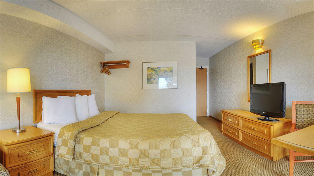 Comfort Inn Trois-Rivieres Bagian luar foto